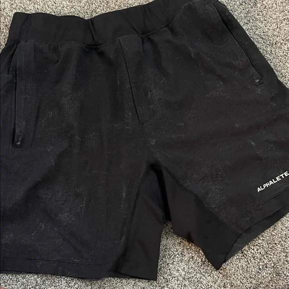 Alphalete unlined shorts medium - Picture 1 of 6